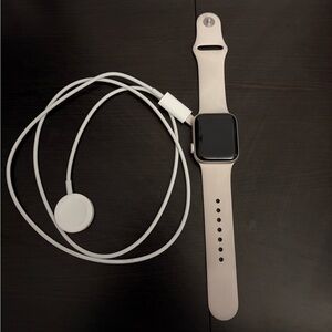 Apple Watch SE 2024